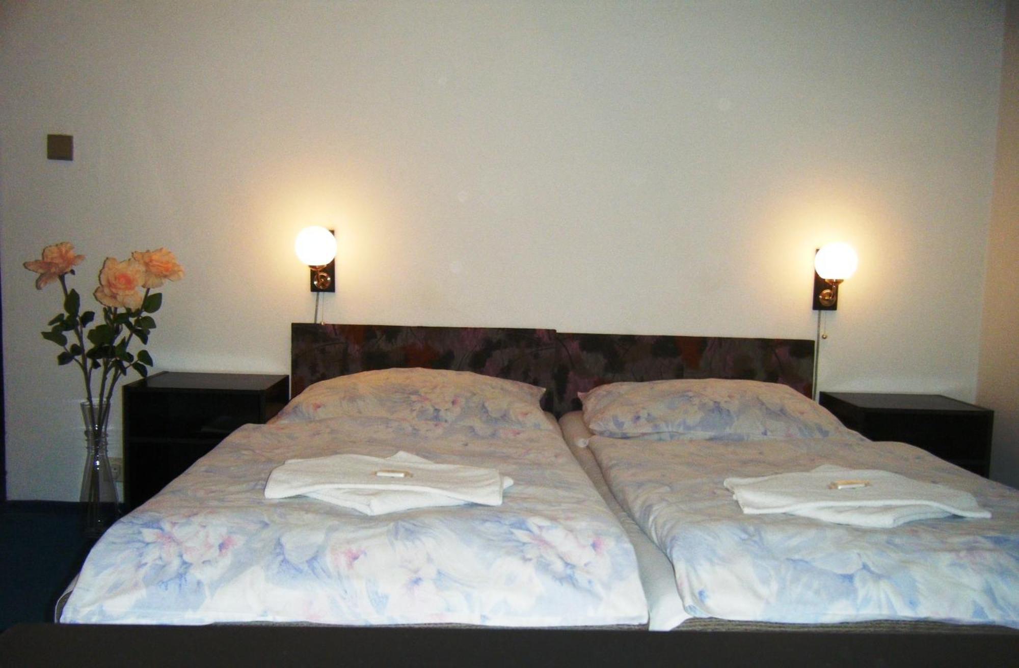 Hotel Parkán Prachatice Camera foto